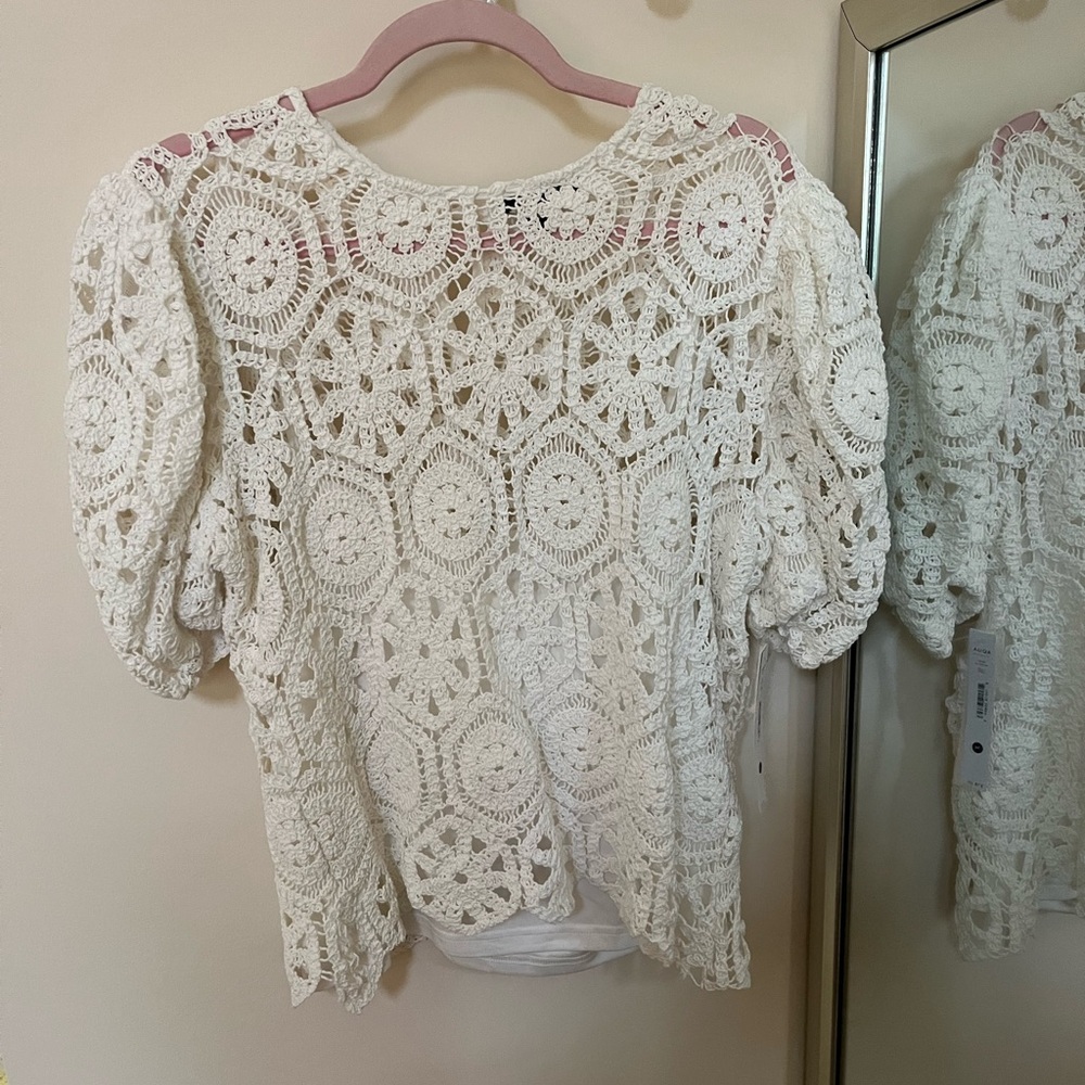 AQUA Blouse Size Medium